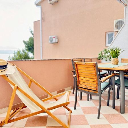 Apartmani Nikola Baska Voda Exterior photo
