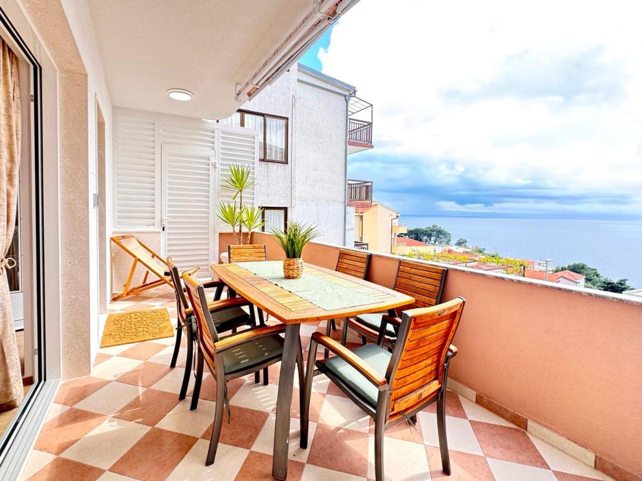 Apartmani Nikola Baska Voda Exterior photo